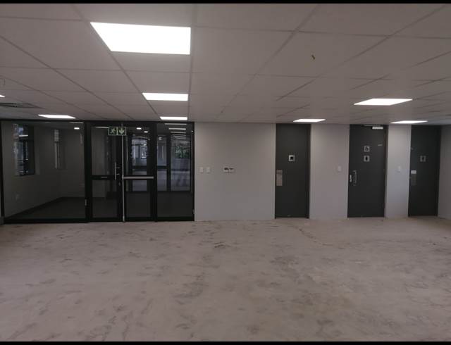 429M² OFFICE TO LET IN GLENWOOD