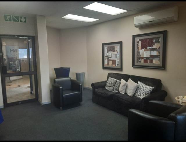 OFFICE PROPERTY TO RENT IN NEW REDRUTH