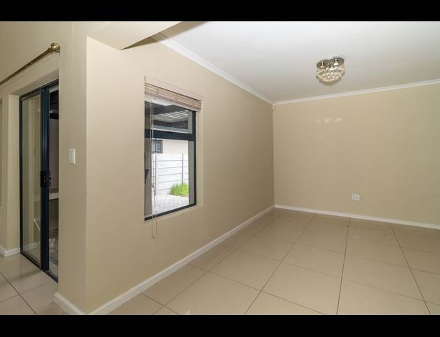 3 BEDROOM HOUSE TO LET IN PARKLANDS NORTH