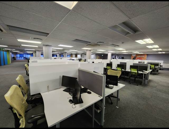 2,172M² OFFICE TO LET IN CAPE TOWN CITY CENTRE