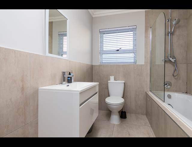 3 BEDROOM APARTMENT TO LET IN SUNNINGDALE