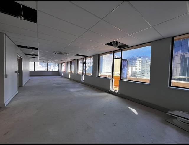 1,091M² OFFICE TO LET IN CAPE TOWN CITY CENTRE