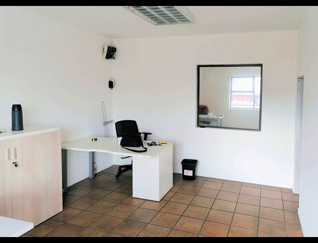532M² WAREHOUSE TO LET IN BELLVILLE SOUTH