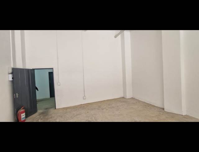 70M² WAREHOUSE TO LET IN SELBY