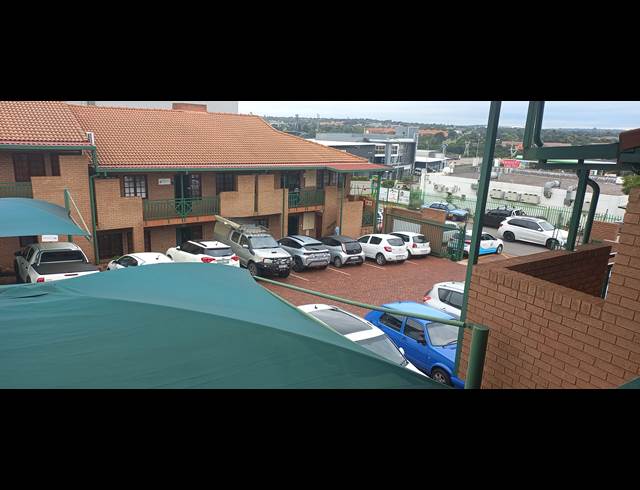 99.93M² BUSINESS TO LET IN HIGHVELD