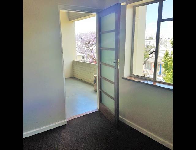 2 bed property to rent in WORCESTER CENTRAL