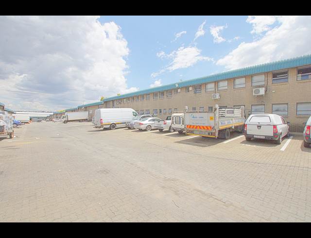 345.80M² WAREHOUSE TO LET IN KYA SANDS