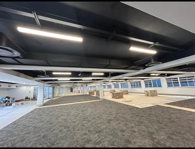 2,480M² OFFICE TO LET IN CLAREMONT