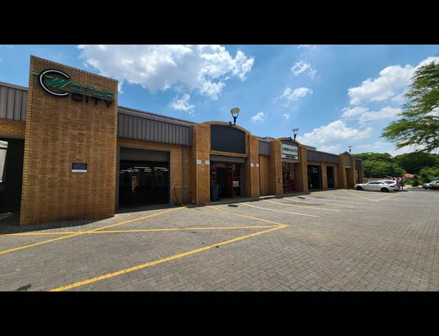 480M² WAREHOUSE TO LET IN CAPITAL PARK