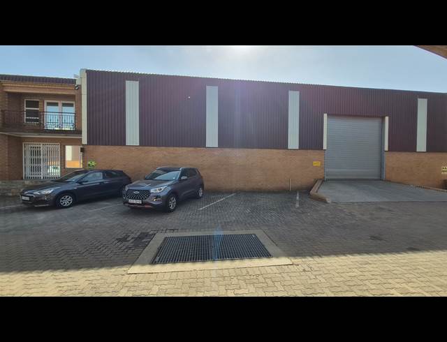 435M² WAREHOUSE TO LET IN ANDERBOLT
