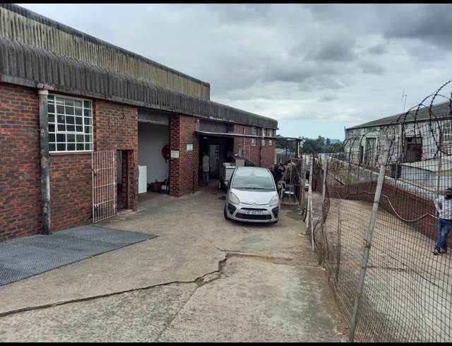 400M² WAREHOUSE TO LET IN WESTMEAD