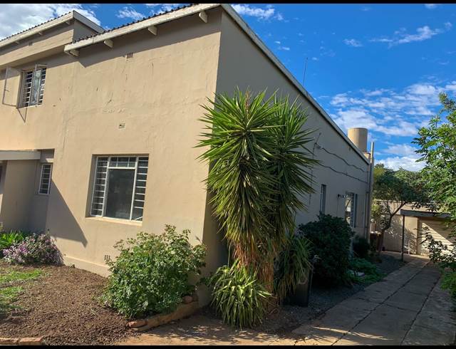 2 bed property to rent in PAGLANDE