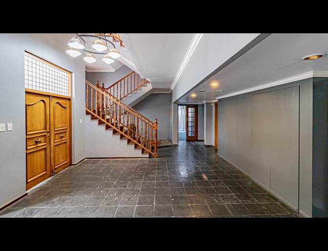 1,702M² OFFICE TO LET IN KENSINGTON B