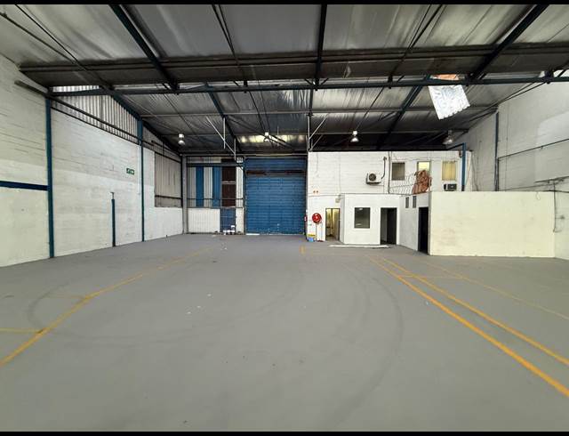 759M² WAREHOUSE TO LET IN BELLVILLE SOUTH INDUSTRIA