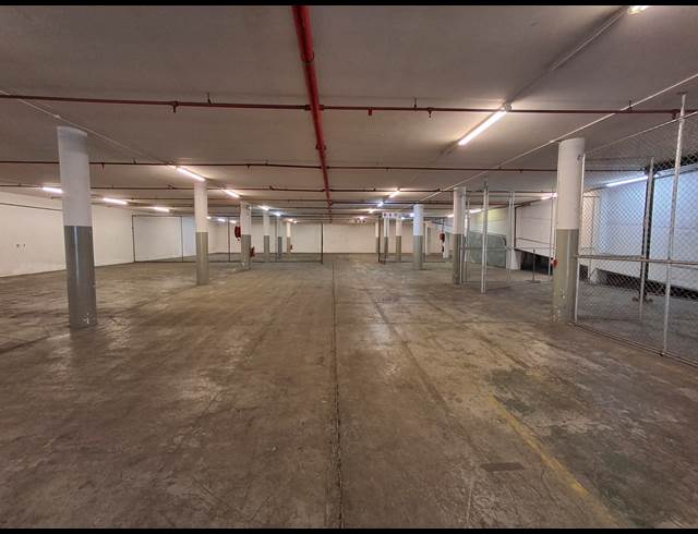 1,835M² BUILDING RENTED IN WILSONIA