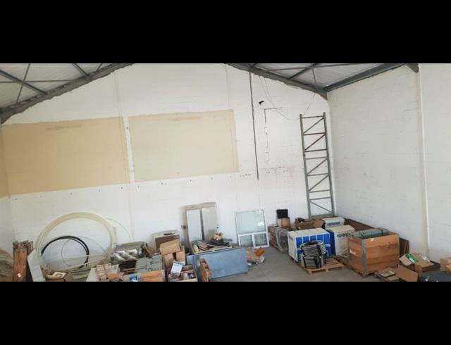 285M² WAREHOUSE RENTED IN KILLARNEY GARDENS