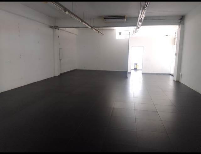 208M² BUSINESS CENTRE TO LET IN GLENWOOD
