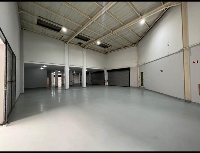 2,617M² WAREHOUSE TO LET IN STRIJDOMPARK