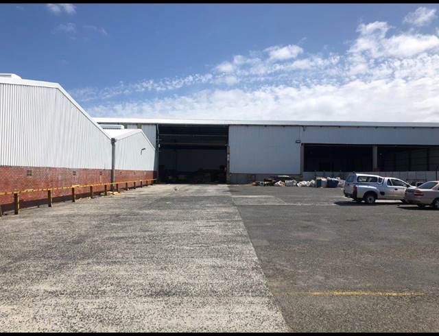 3,908M² WAREHOUSE TO LET IN EPPING INDUSTRIAL