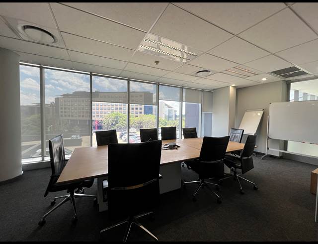 475M² OFFICE TO LET IN ROSEBANK