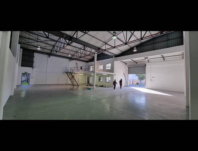 480M² WAREHOUSE TO LET IN AIRPORT INDUSTRIA