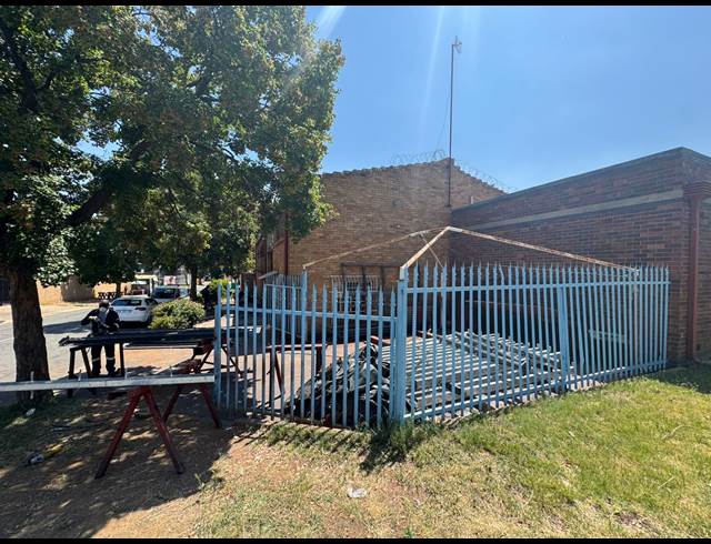 400M² WAREHOUSE TO LET IN BOOYSENS RESERVE