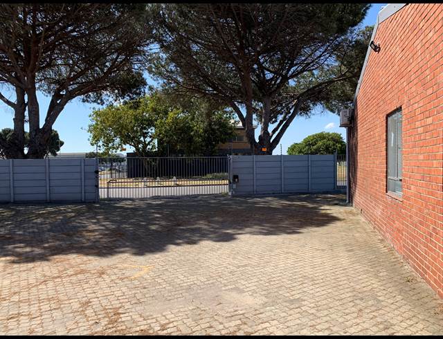 3,189M² WAREHOUSE TO LET IN EPPING INDUSTRIAL