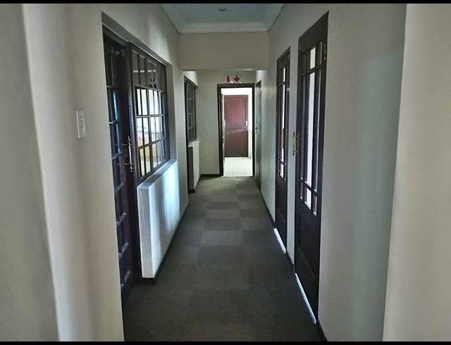 OFFICE PROPERTY TO RENT IN DORINGKLOOF