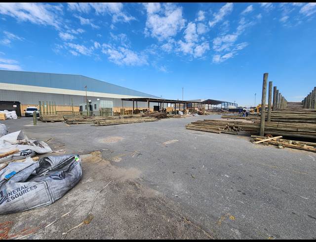 4,000M² INDUSTRIAL YARD TO LET IN ROODEKOP