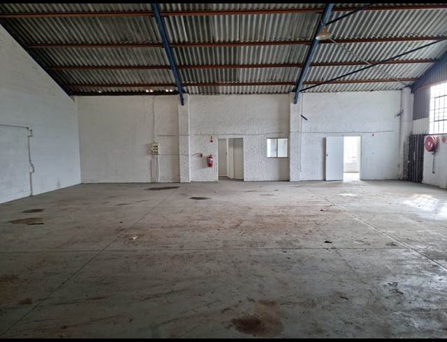 787M² WAREHOUSE TO LET IN BROADLANDS