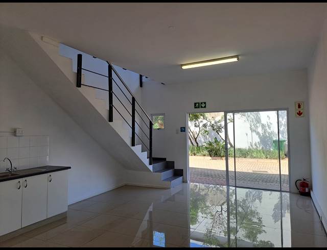 83M² OFFICE RENTED IN BALLITO CENTRAL