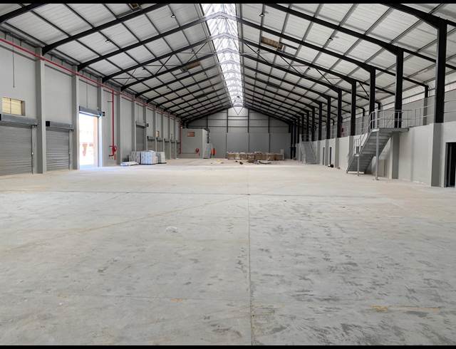 3,310M² WAREHOUSE TO LET IN EPPING INDUSTRIAL