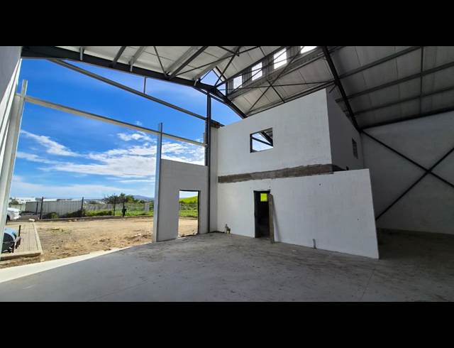 386M² WAREHOUSE TO LET IN ATLAS GARDENS