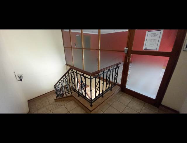 383M² OFFICE TO LET IN WOODMEAD