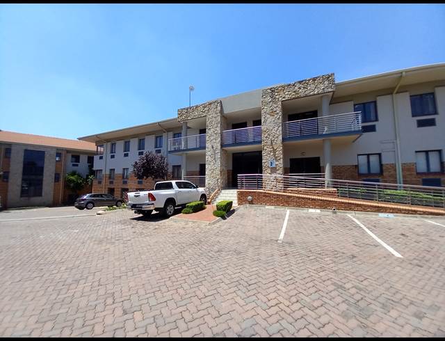 279M² OFFICE TO LET IN BRYANSTON