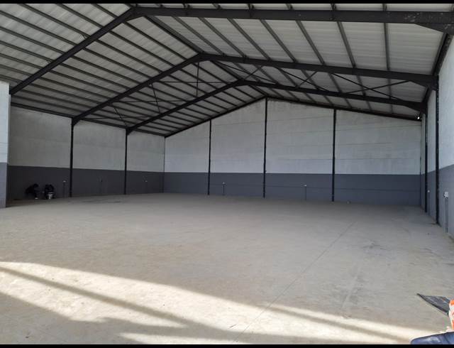 717M² WAREHOUSE TO LET IN BLACKHEATH INDUSTRIAL