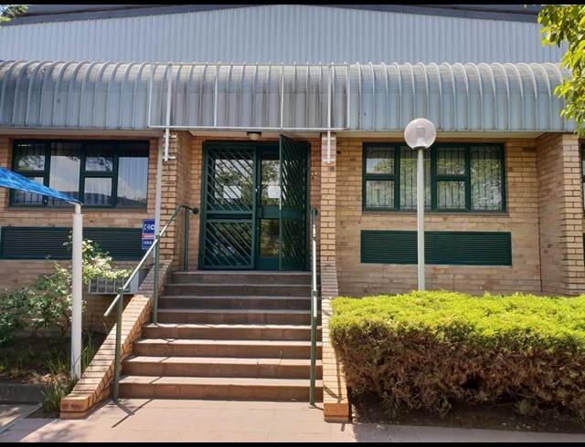 1,149M² WAREHOUSE TO LET IN CITY DEEP