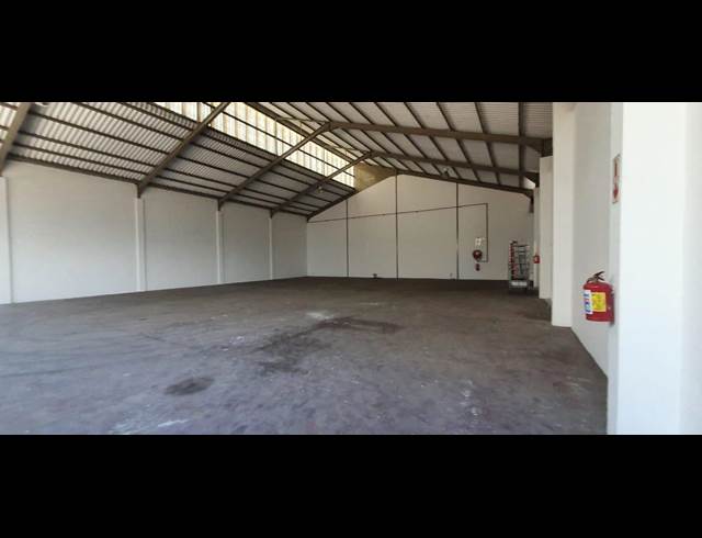 600M² WAREHOUSE TO LET IN EPPING INDUSTRIAL