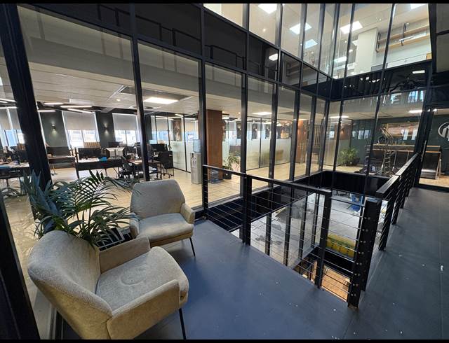 461M² OFFICE TO LET IN CAPE TOWN CITY CENTRE