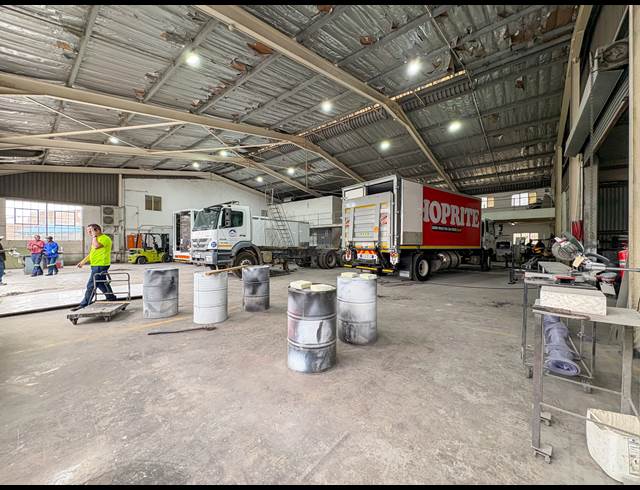 1,538M² WAREHOUSE TO LET IN WESTMEAD