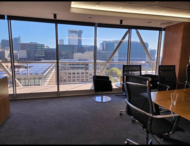 5,683M² OFFICE TO LET IN CAPE TOWN CITY CENTRE