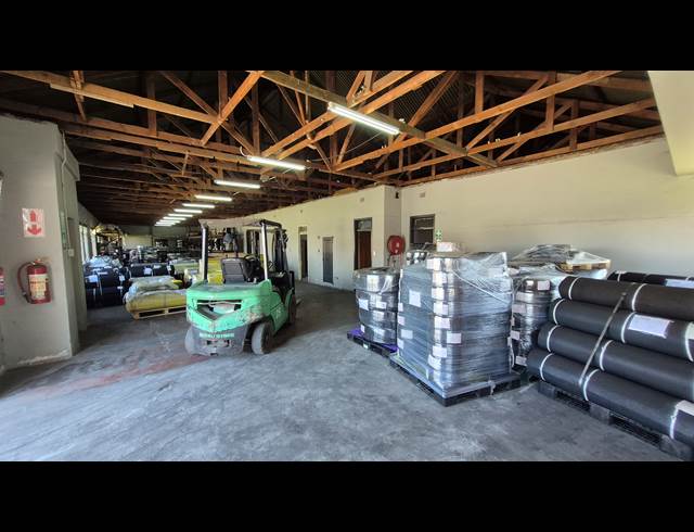 310M² FACTORY TO LET IN BOKSBURG EAST