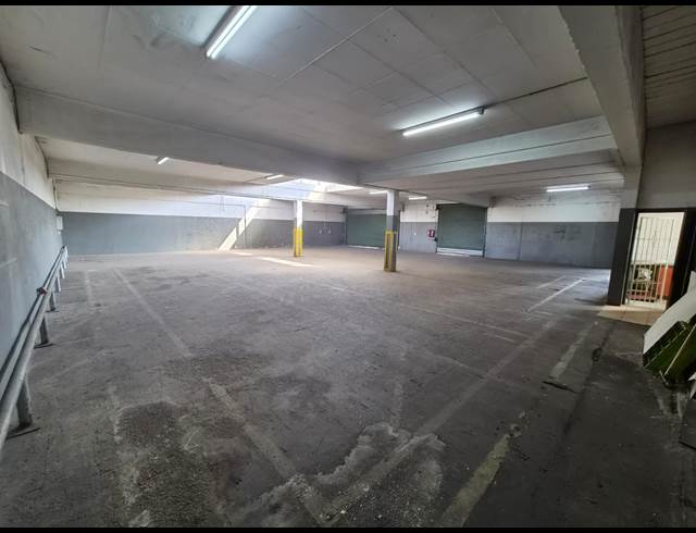 650M² WAREHOUSE TO LET IN WADEVILLE