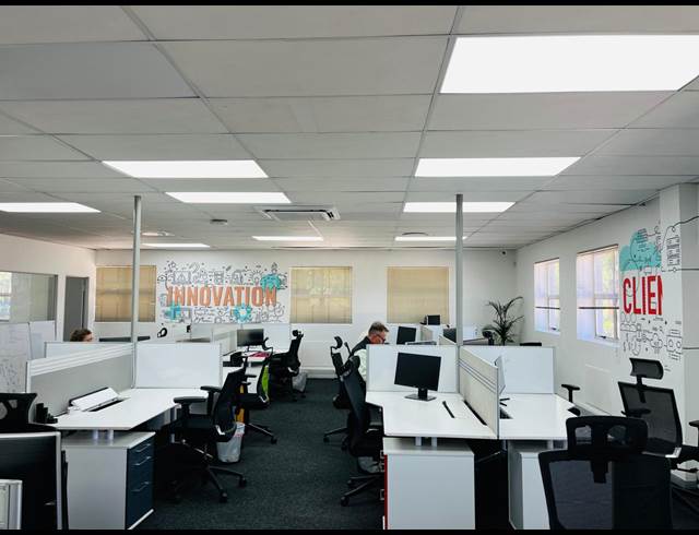 335M² OFFICE TO LET IN VORNA VALLEY