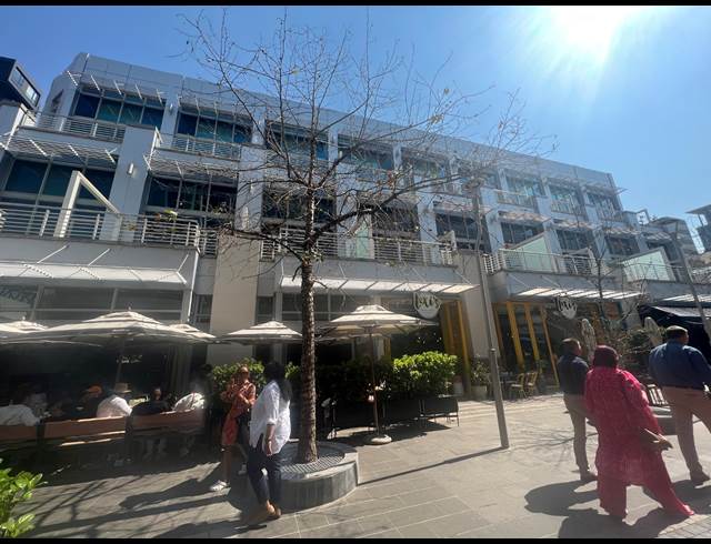 1,305M² OFFICE TO LET IN ROSEBANK
