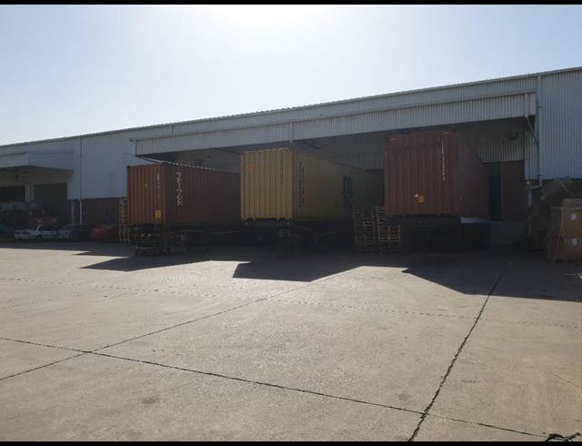 5,674M² WAREHOUSE TO LET IN BAYHEAD
