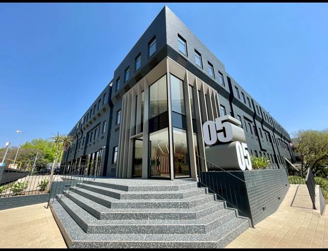 374M² OFFICE TO LET IN ROSEBANK