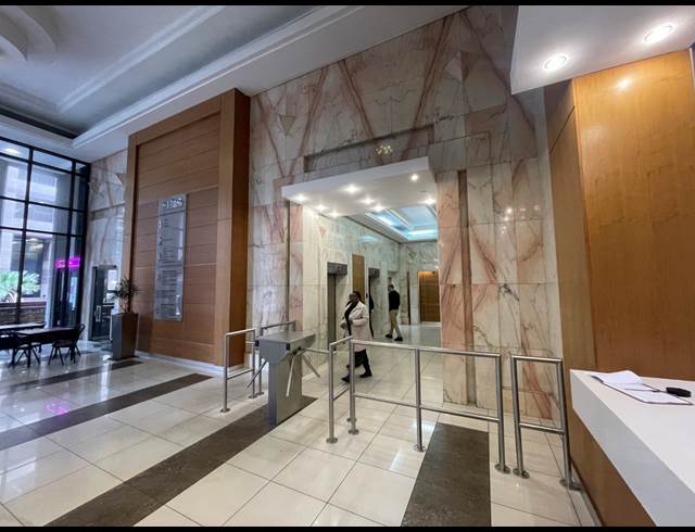 1,469M² OFFICE TO LET IN CAPE TOWN CITY CENTRE