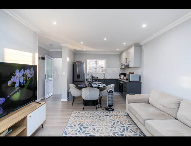 3 BEDROOM APARTMENT TO LET IN SUNNINGDALE