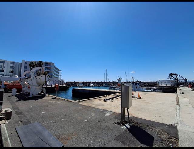 212M² OFFICE TO LET IN MOUILLE POINT